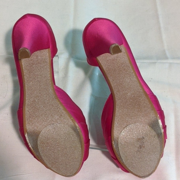David's Bridal hot pink Maribelle heels - Picture 5 of 8